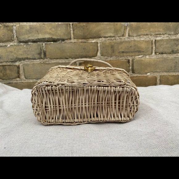 Vintage Champagne Metal Basket Woven Box Purse with Top Handle // 1950s - Picture 7 of 8